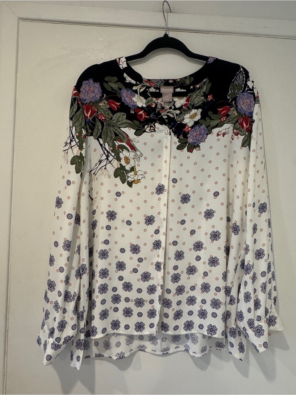 EUC Chico’s Floral Print Button Front Blouse - Picture 2 of 5